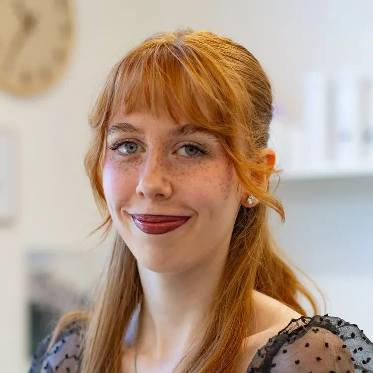 Angela Schön Angela Schön